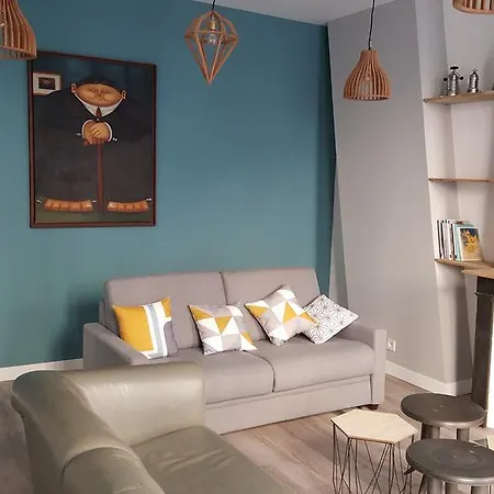 Transparent Marais Apartment Paris