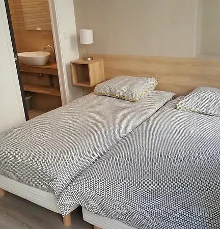 Apartment Transparent Marais